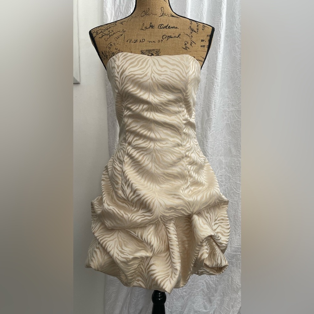 Y2K Jessica McClintock Champagne Gold Strapless Zebra Print Mini Dress Size 8 - Picture 1 of 6